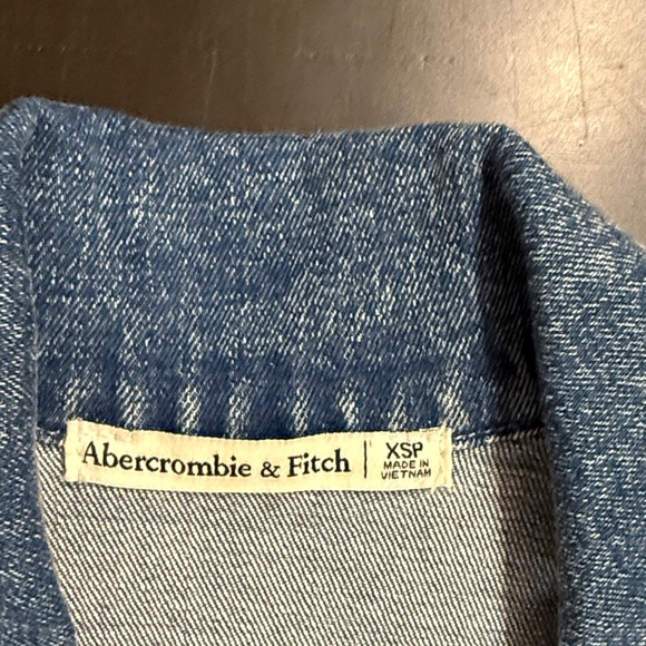 Abercrombie & Fitch Blue Denim Mini Skirt Dress Size XSP - Picture 2 of 4